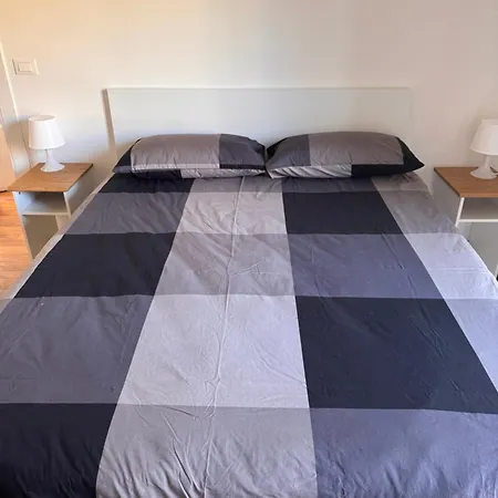 Apartment Anninahome Flowers Moncalieri